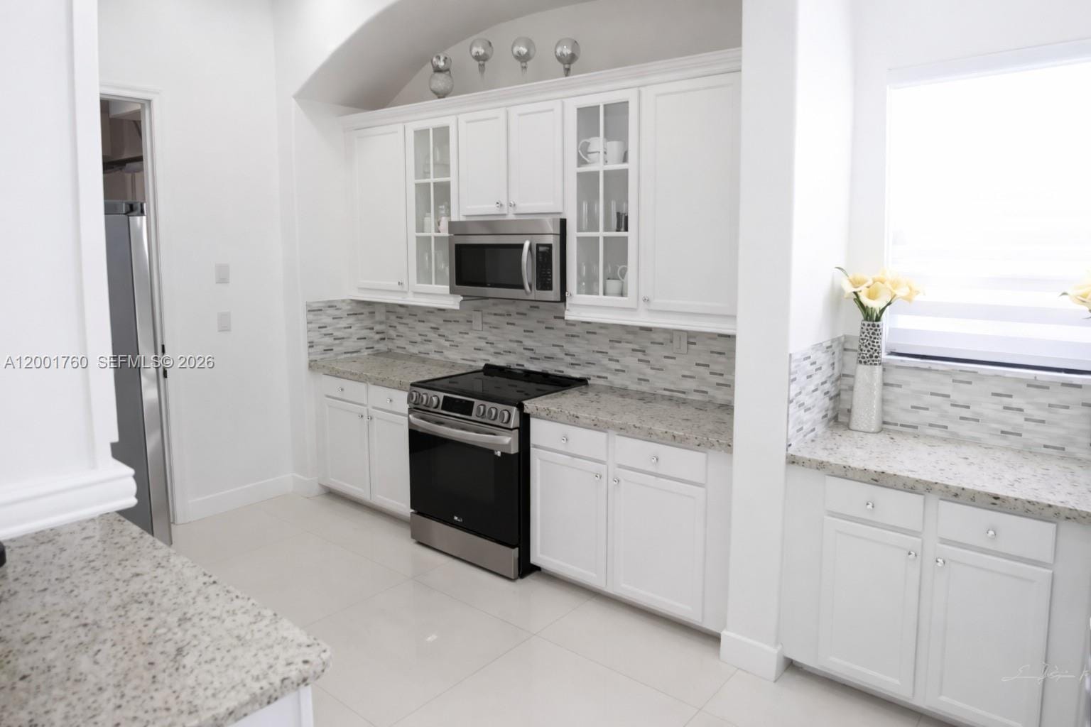 8537 NW 39th Court — photo 9