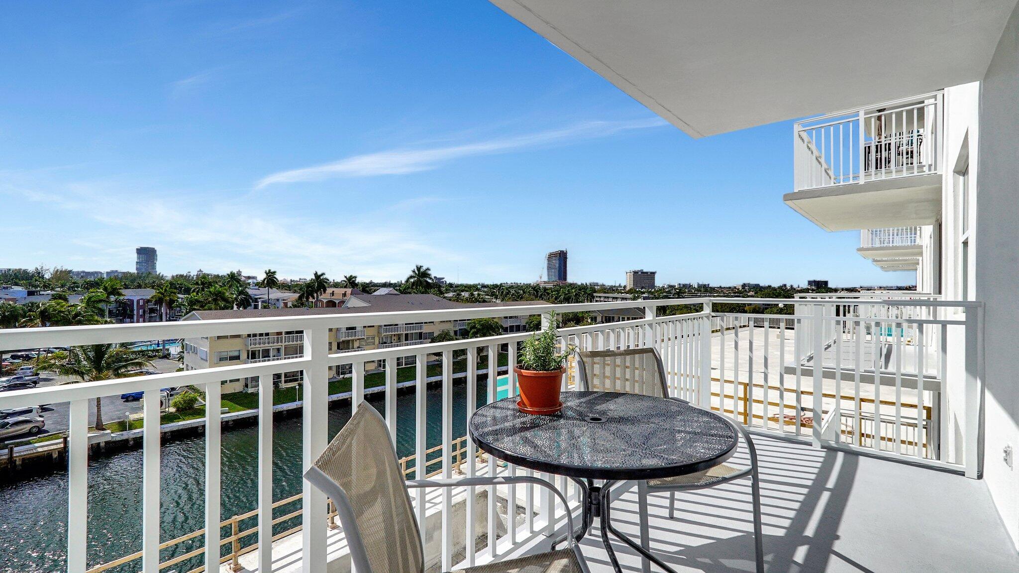 427 Golden Isles Drive 5j, Hallandale Beach, FL 33009, Hallandale Beach