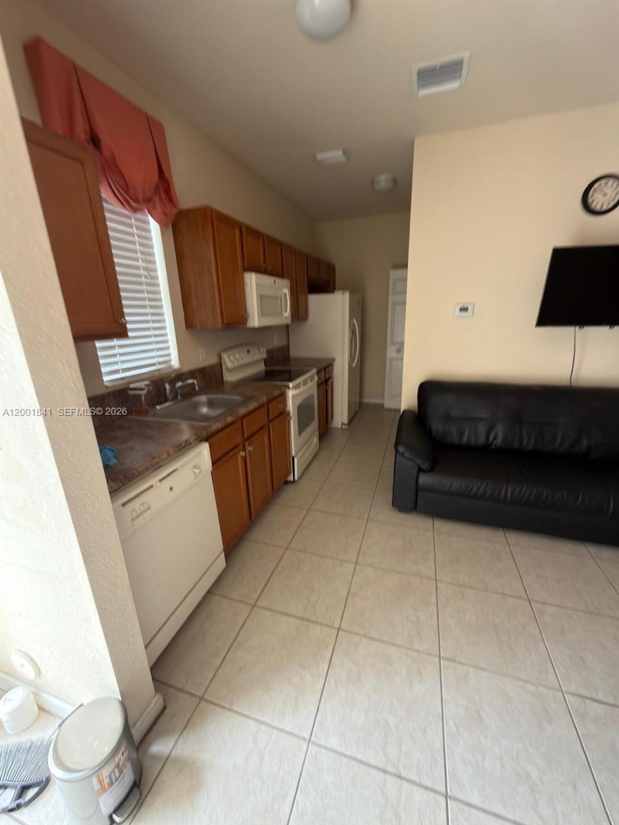 16961 SW 90th Terrace Studio, Miami, FL 33196, Miami