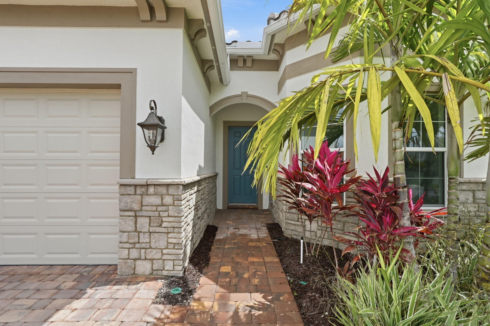 10550 Northbrook Circle — photo 2