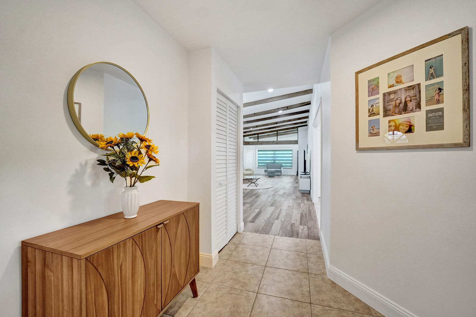 9707 N New River Canal Road 221 — photo 5