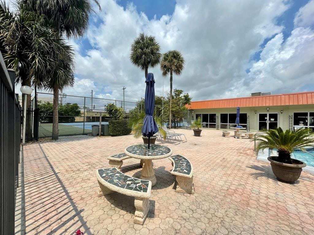 809 W Oakland Park Boulevard J12, Oakland Park, FL 33311 photo 17
