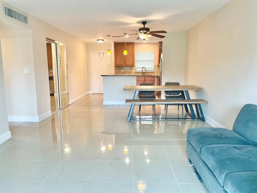 809 W Oakland Park Boulevard J12, Oakland Park, FL 33311 photo 10