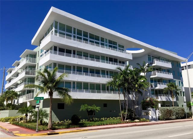 7800 Collins Avenue 101, Miami Beach, FL 33141