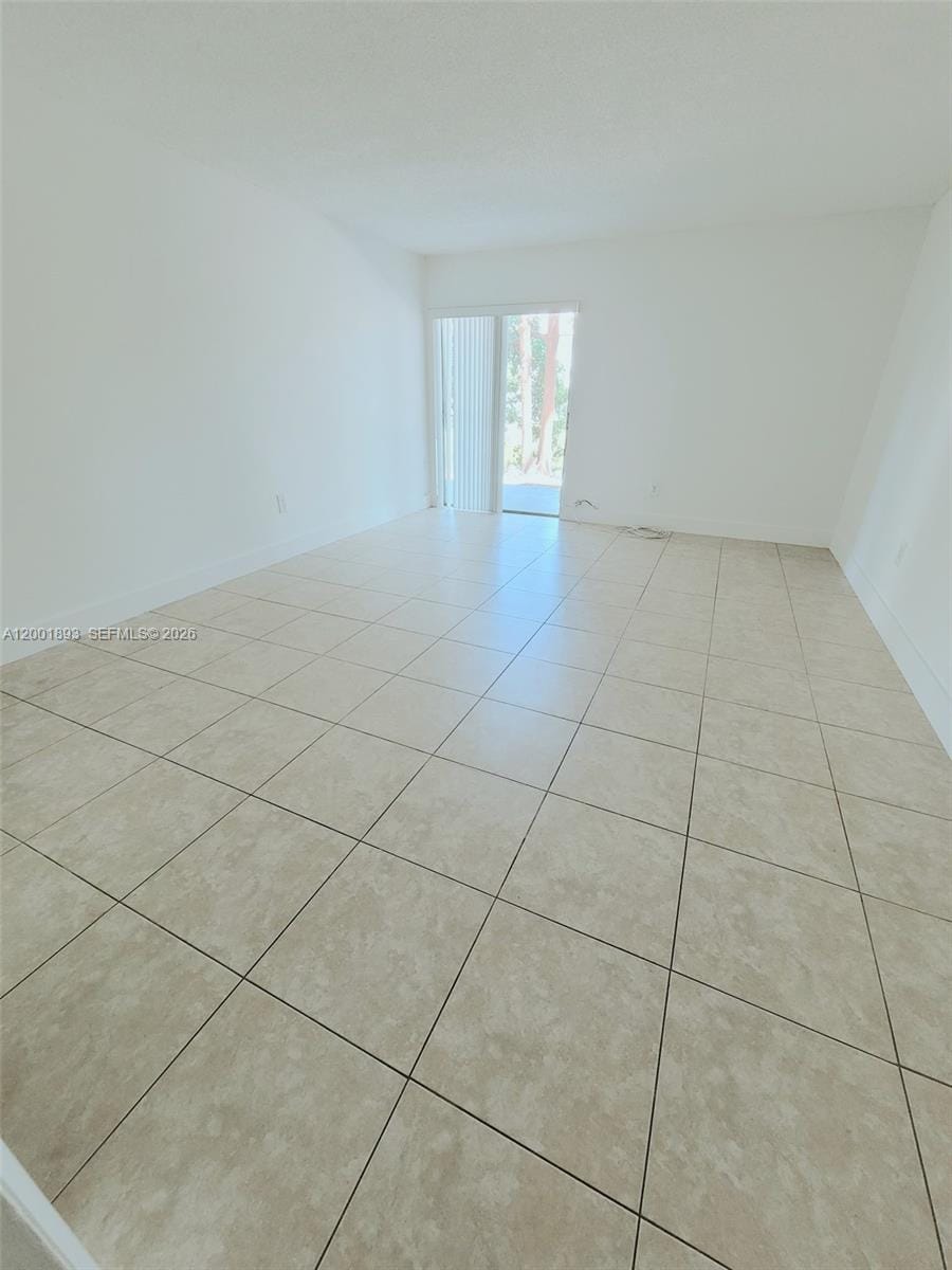 9375 Fontainebleau Boulevard L107 — photo 5