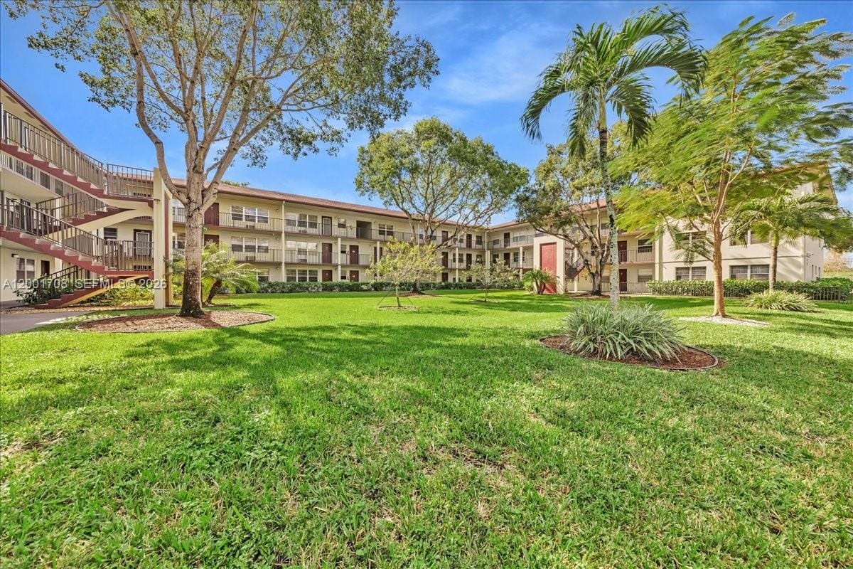 13500 SW 1st Street 307U, Pembroke Pines, FL 33027 photo 10