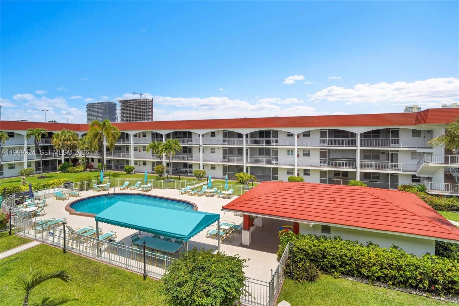 580 Egret Drive 303, Hallandale Beach, FL 33009 photo 22