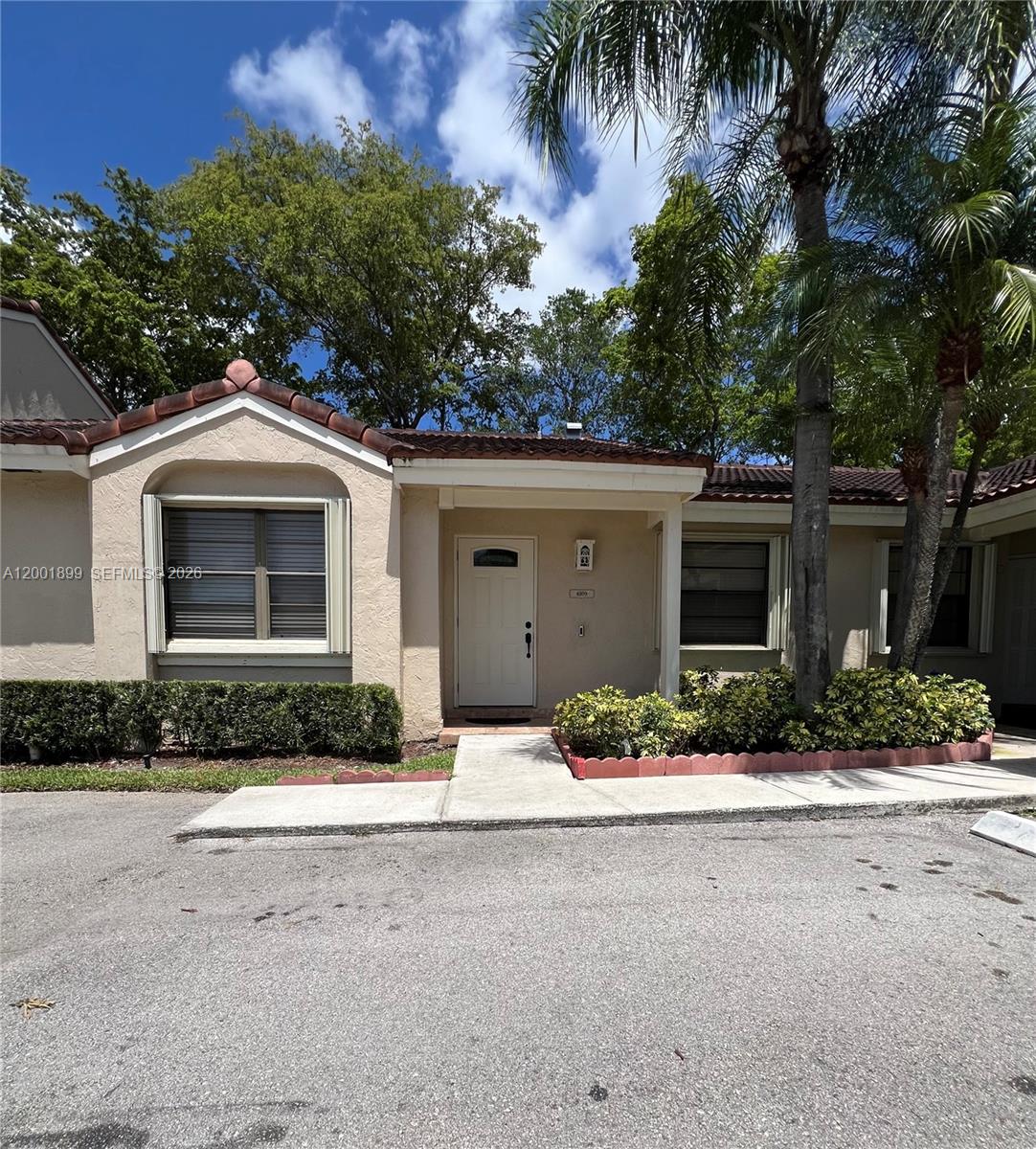 6109 NW 171st Street, Hialeah, FL 33015, Hialeah