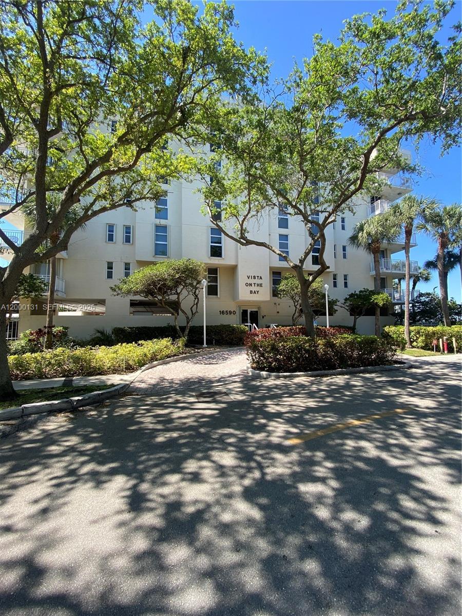 16590 NE 26th Avenue 202, North Miami Beach, FL 33160, North Miami Beach