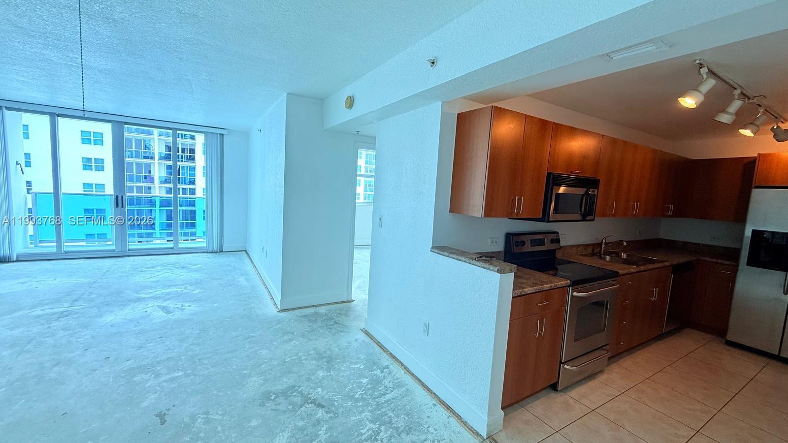 7501 E Treasure Drive 8B, North Bay Village, FL 33141, North Bay Village