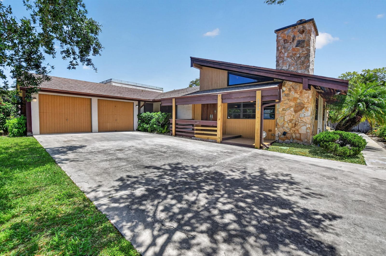 4200 NW 4th Avenue, Boca Raton, FL 33431
