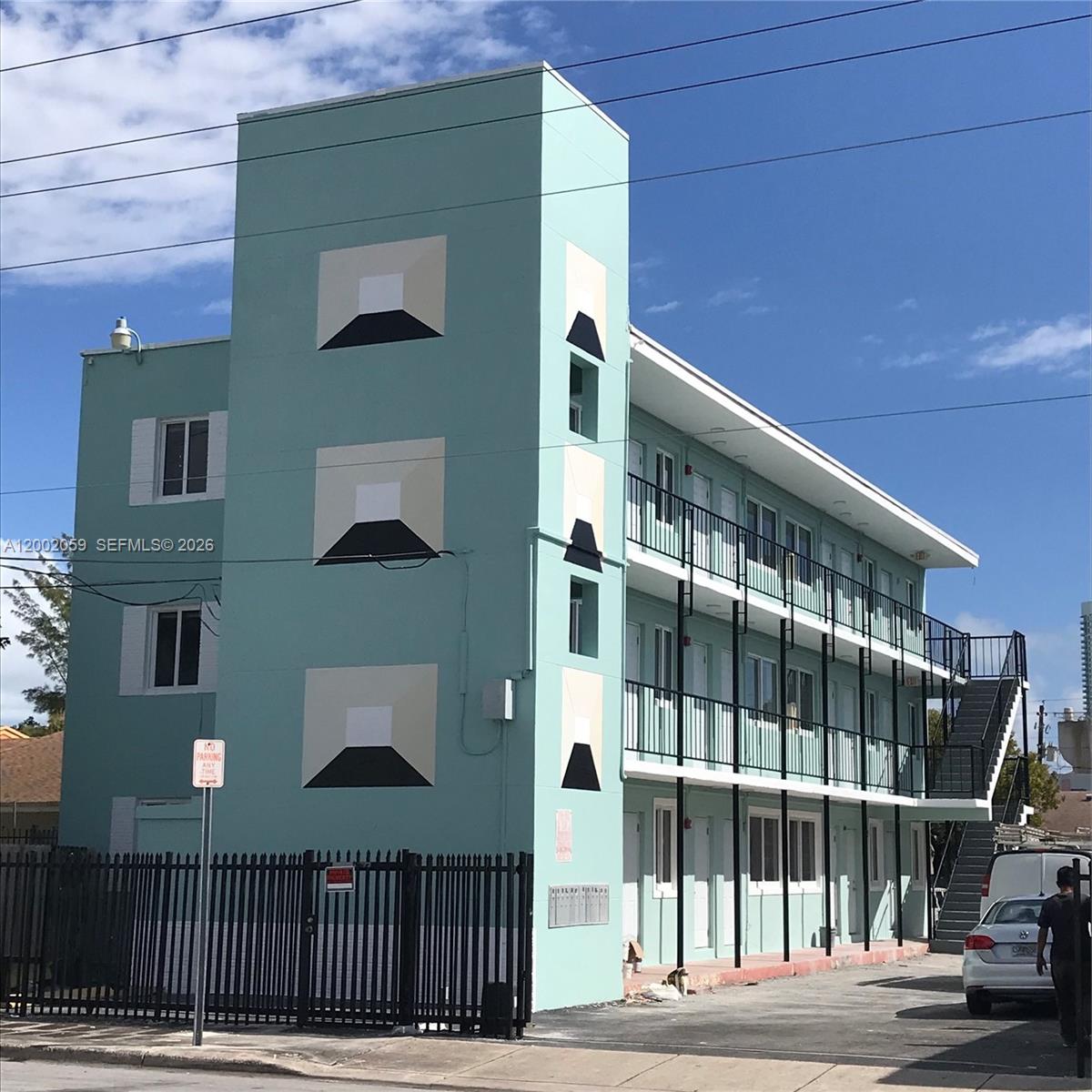 1815 NW 1st Court 8, Miami, FL 33136, Miami