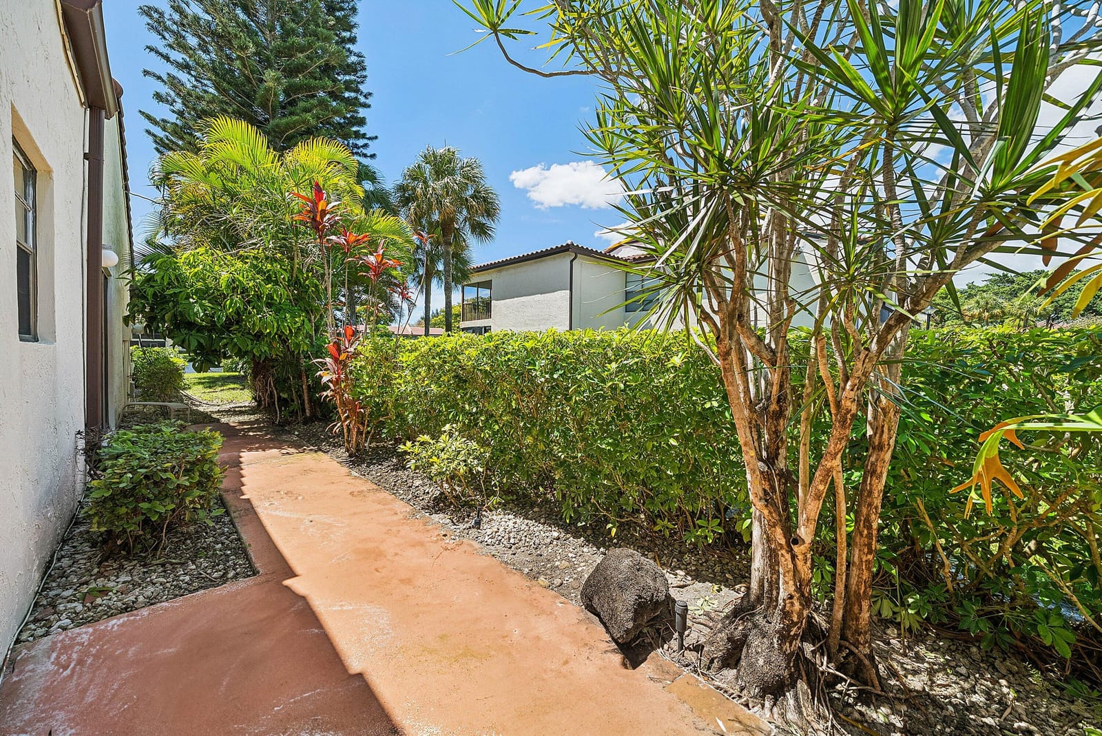 21875 Arriba Real 18b, Boca Raton, FL 33433 photo 24