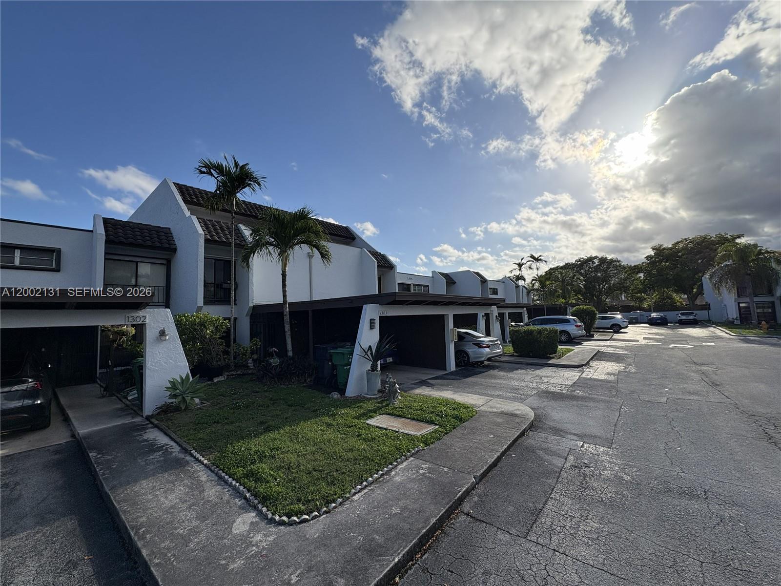6530 Kendale Lakes Drive 1303, Miami, FL 33183, Miami