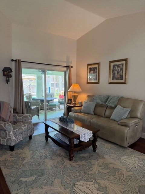 925 SW Worcester Lane SW — photo 9