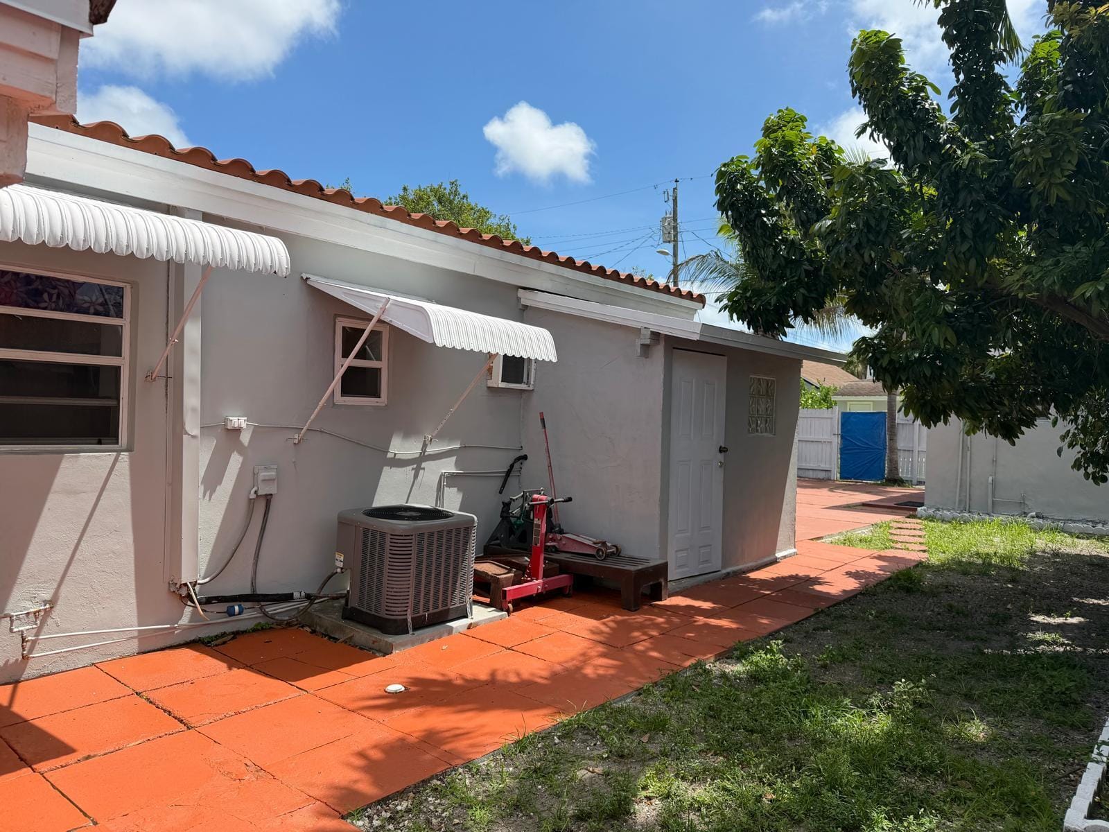 1674 NE 169th Street, North Miami Beach, FL 33162 photo 16