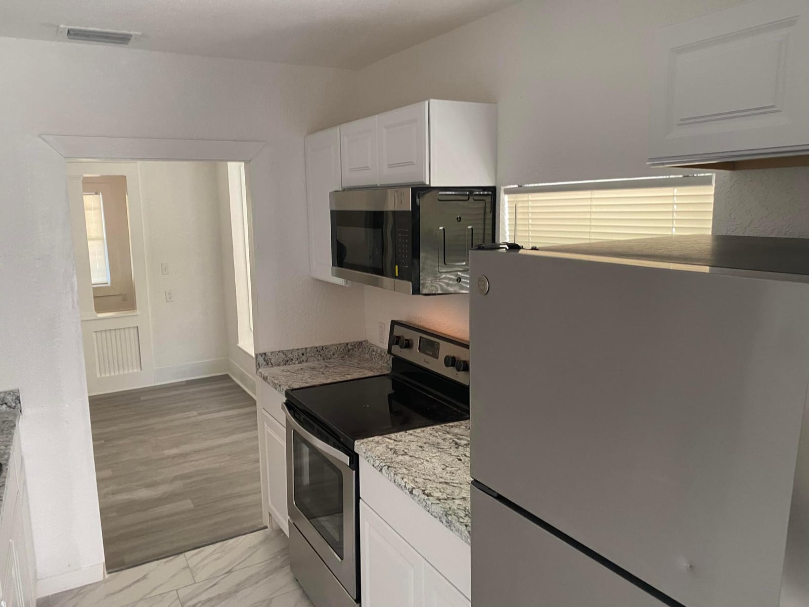 516 S 11th Street, Fort Pierce, FL 34950 photo 6