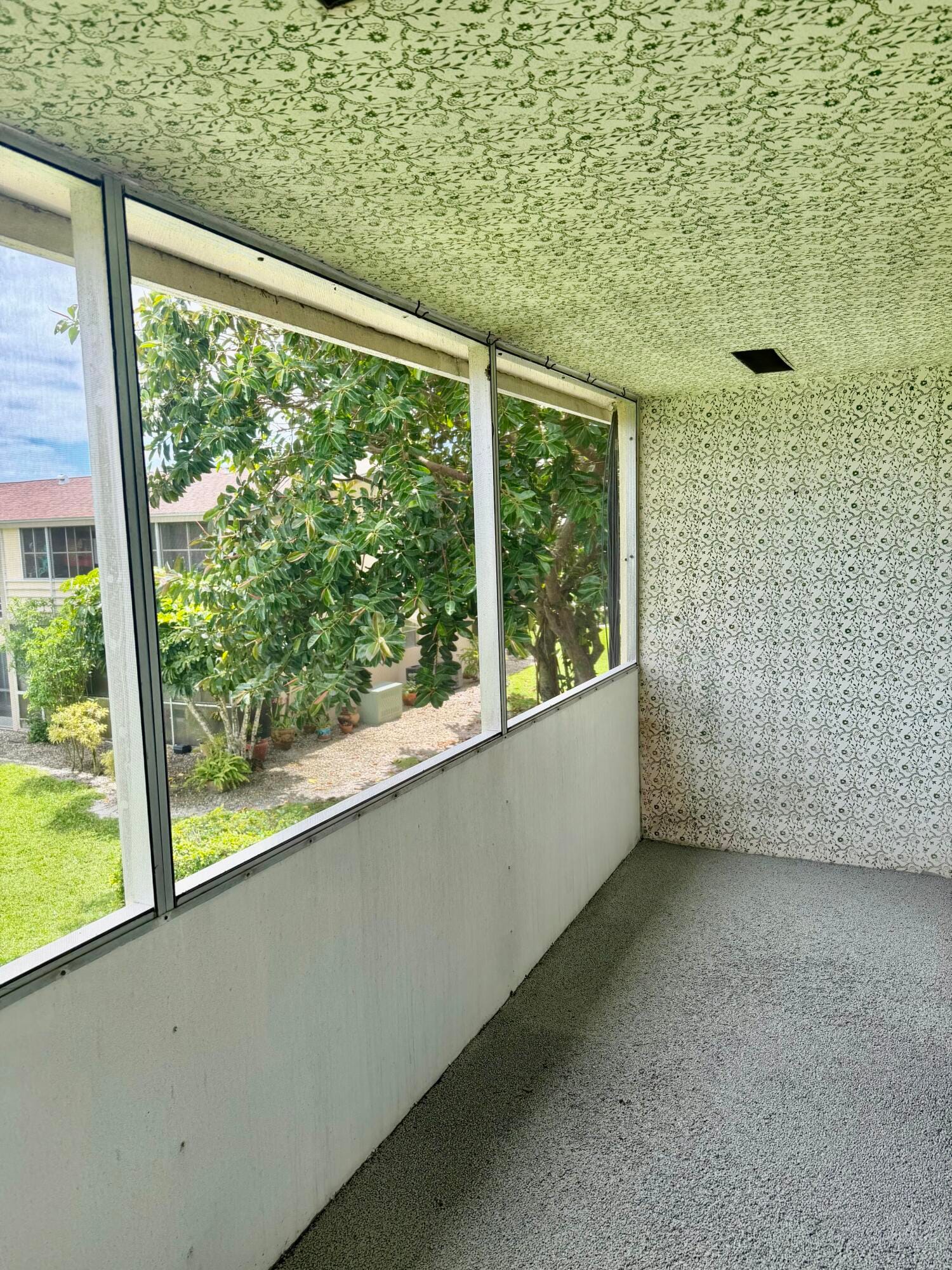 204 Canterbury I, West Palm Beach, FL 33417 photo 11