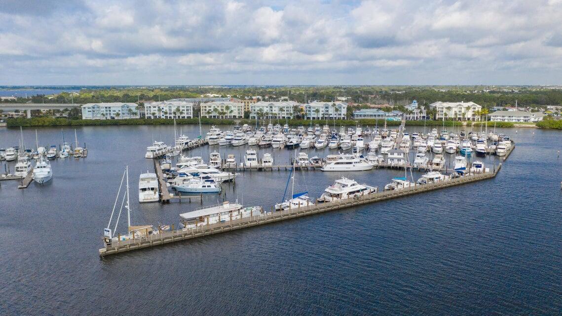 975 NW Flagler Avenue 403, Stuart, FL 34994, Stuart