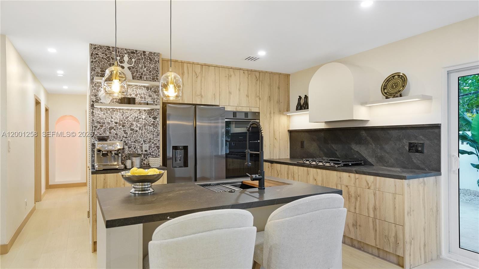 2749 NE 10th Avenue, Wilton Manors, FL 33334