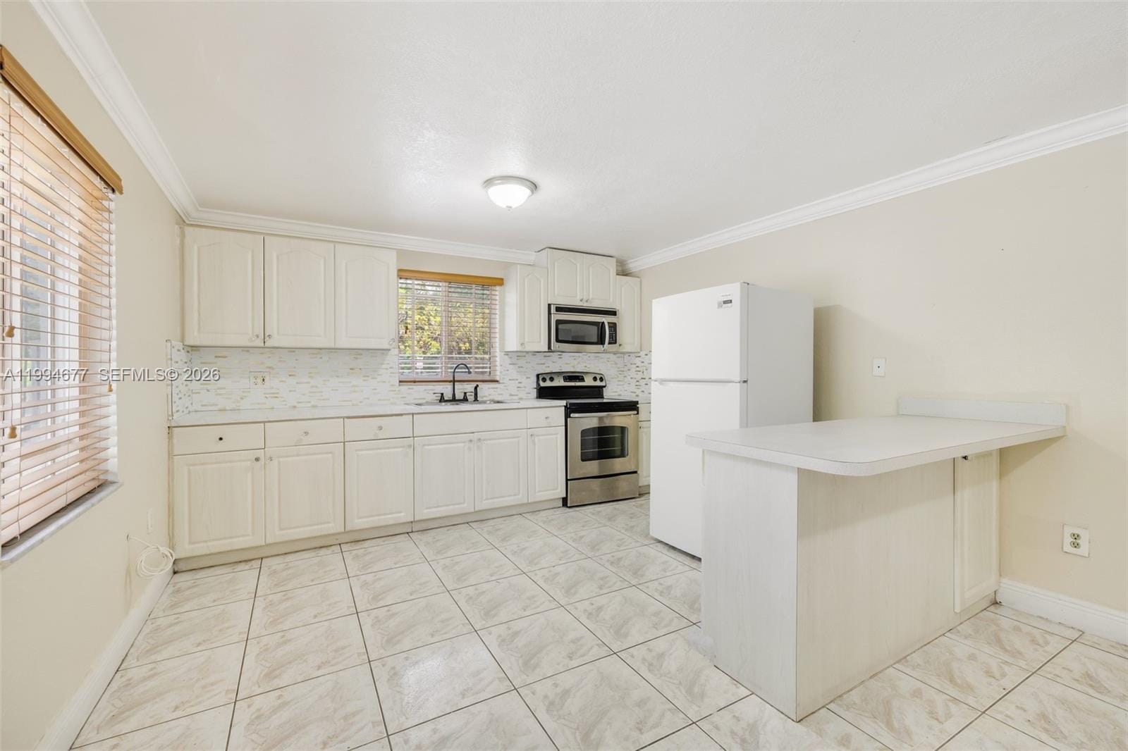 674 W 23rd Street, Hialeah, FL 33010 photo 13