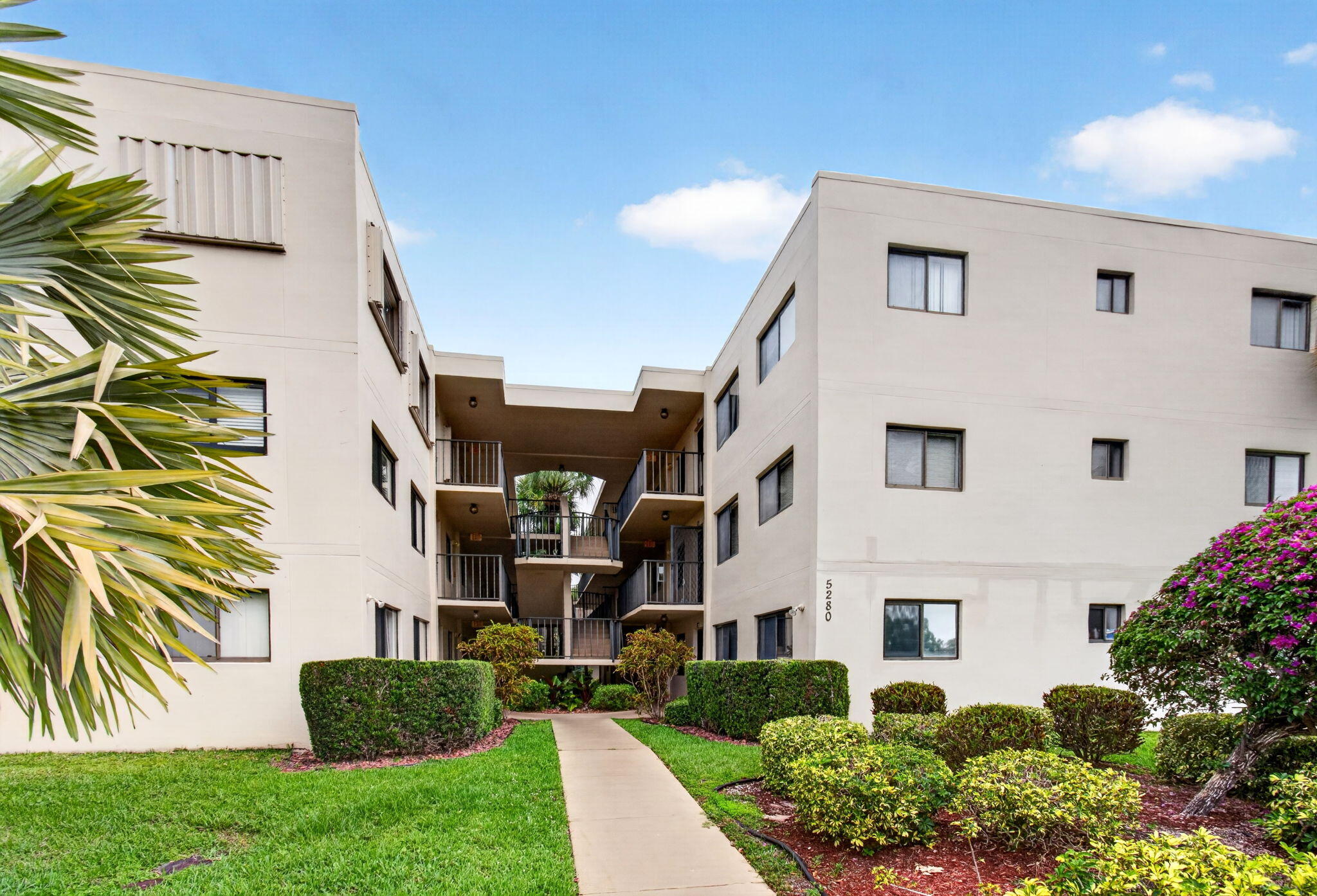 5280 Las Verdes Circle 112, Delray Beach, FL 33484, Delray Beach