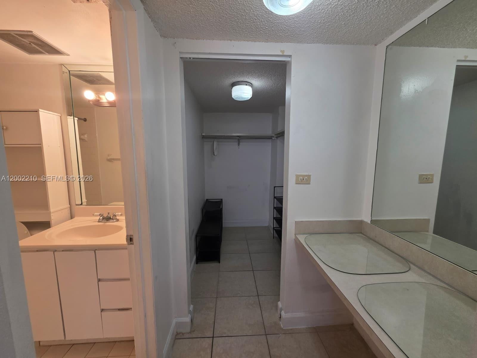 5055 NW 7th Street 602 — photo 9