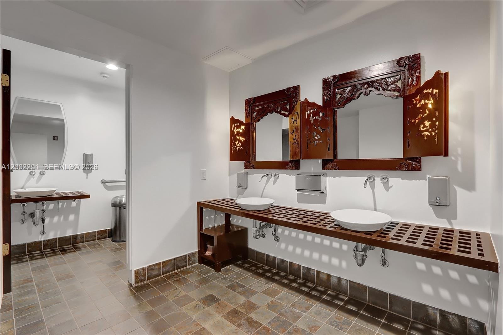 10 S River Drive 1410, Miami, FL 33130 photo 25