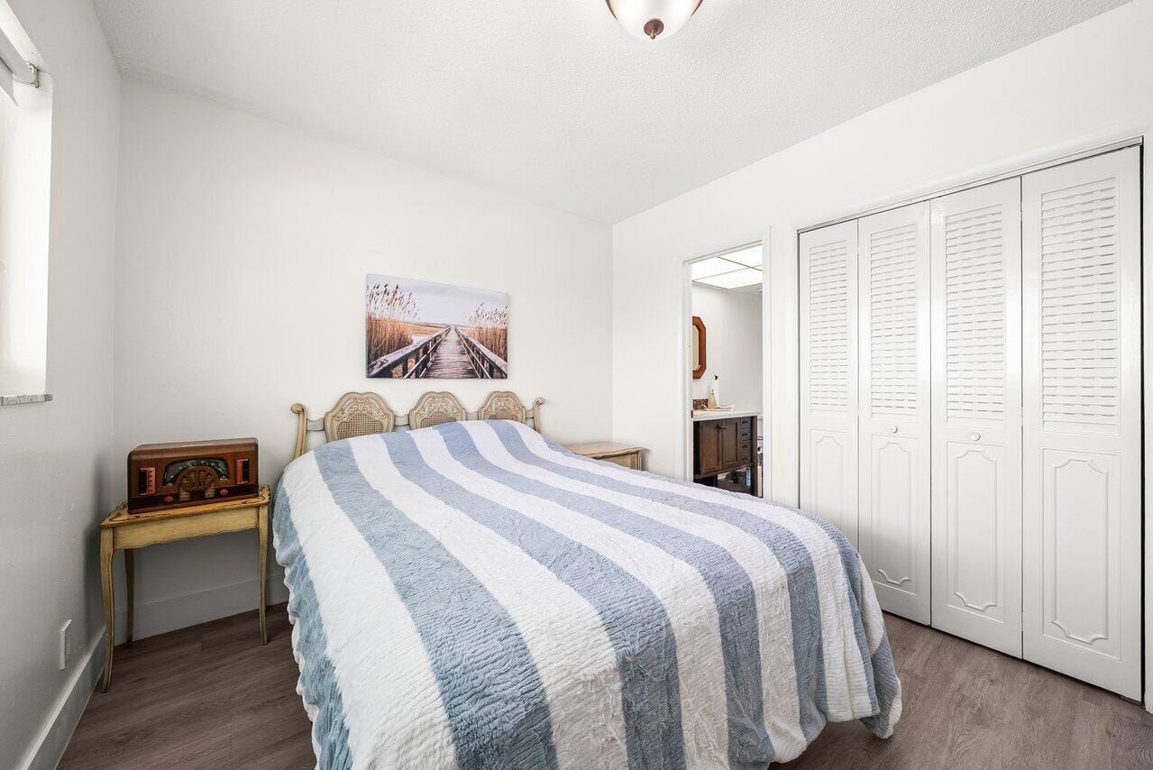 1117 Lake Terrace 207, Boynton Beach, FL 33426 photo 16