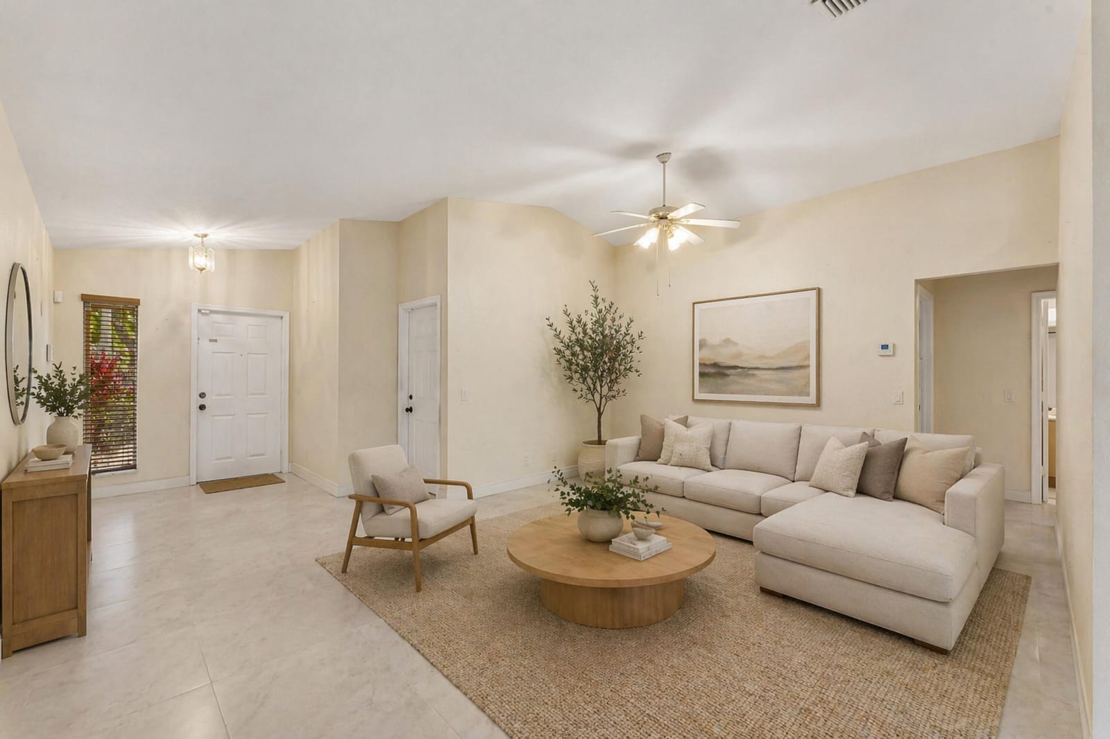 1353 Canary Island Drive — photo 2