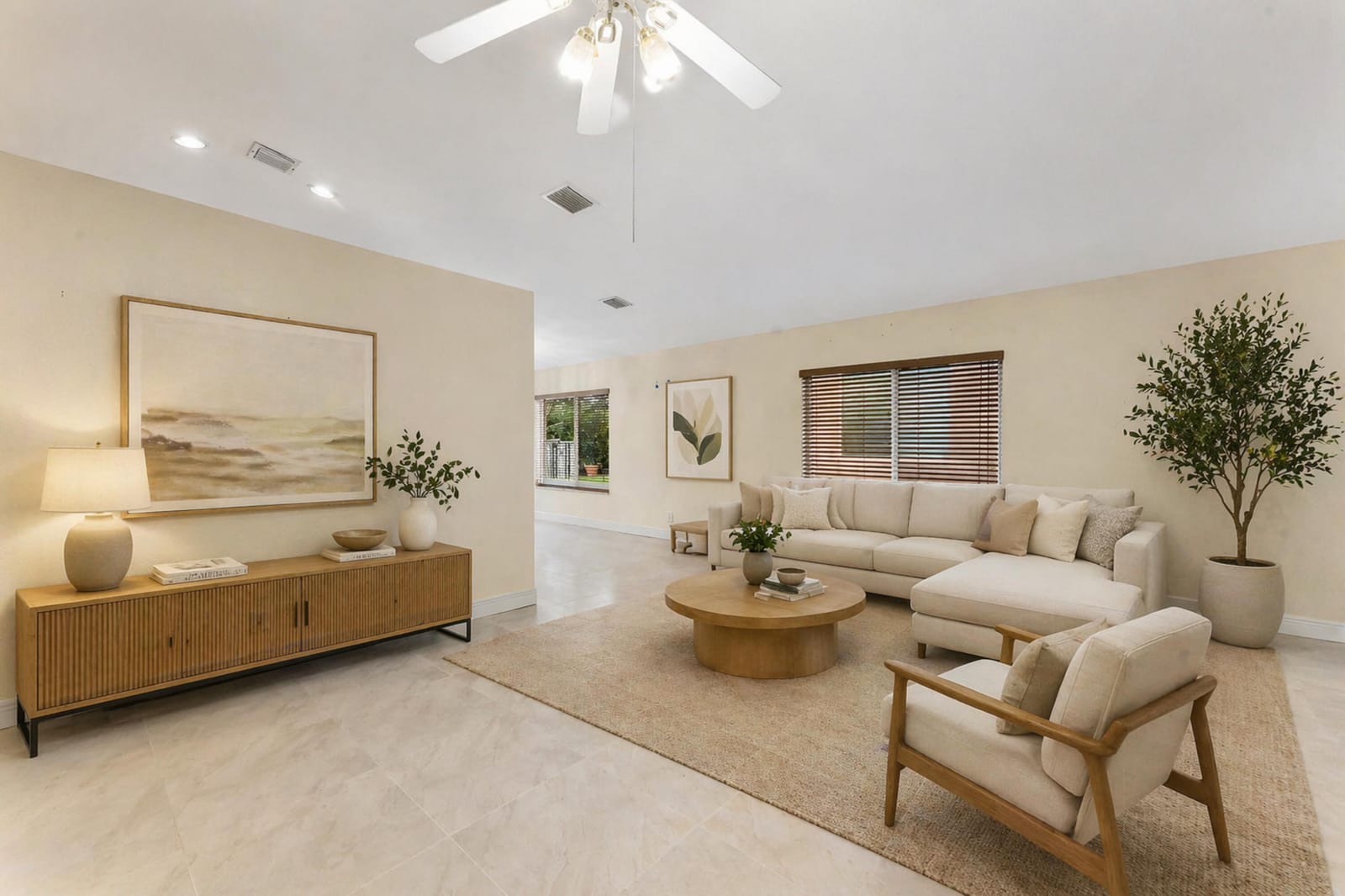 1353 Canary Island Drive — photo 3