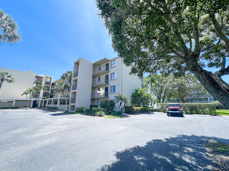 890 N Federal Highway 205, Lantana, FL 33462, Lantana