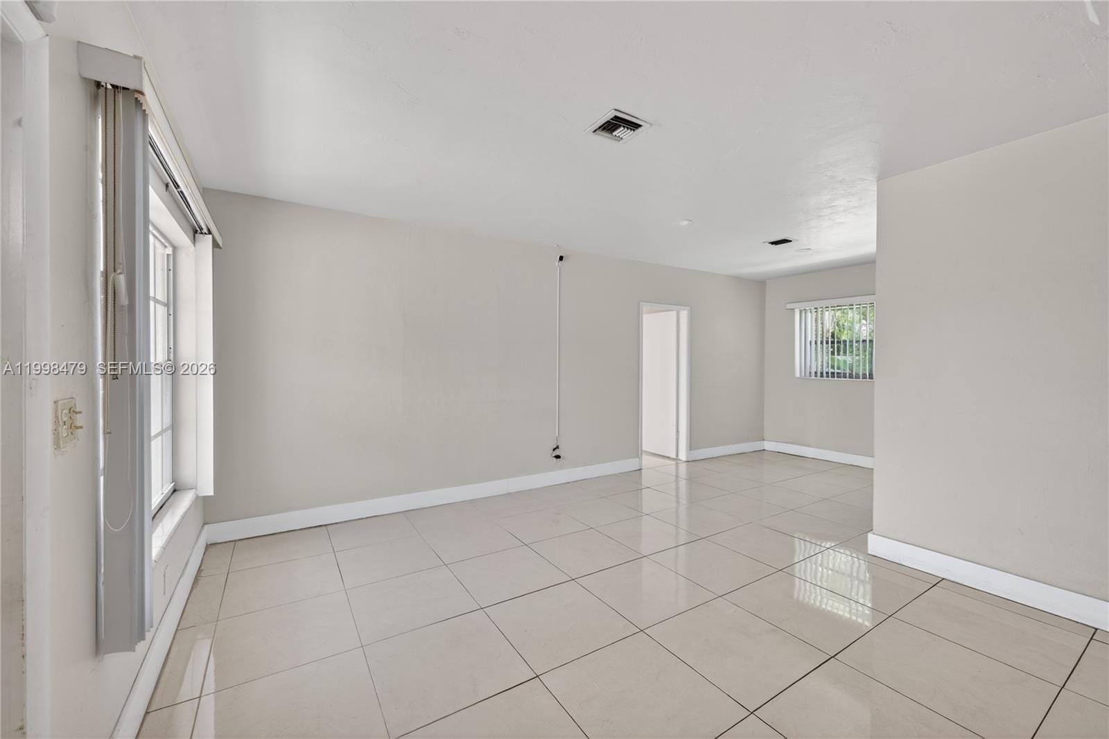 807 SW 26th Court, Fort Lauderdale, FL 33315 photo 6