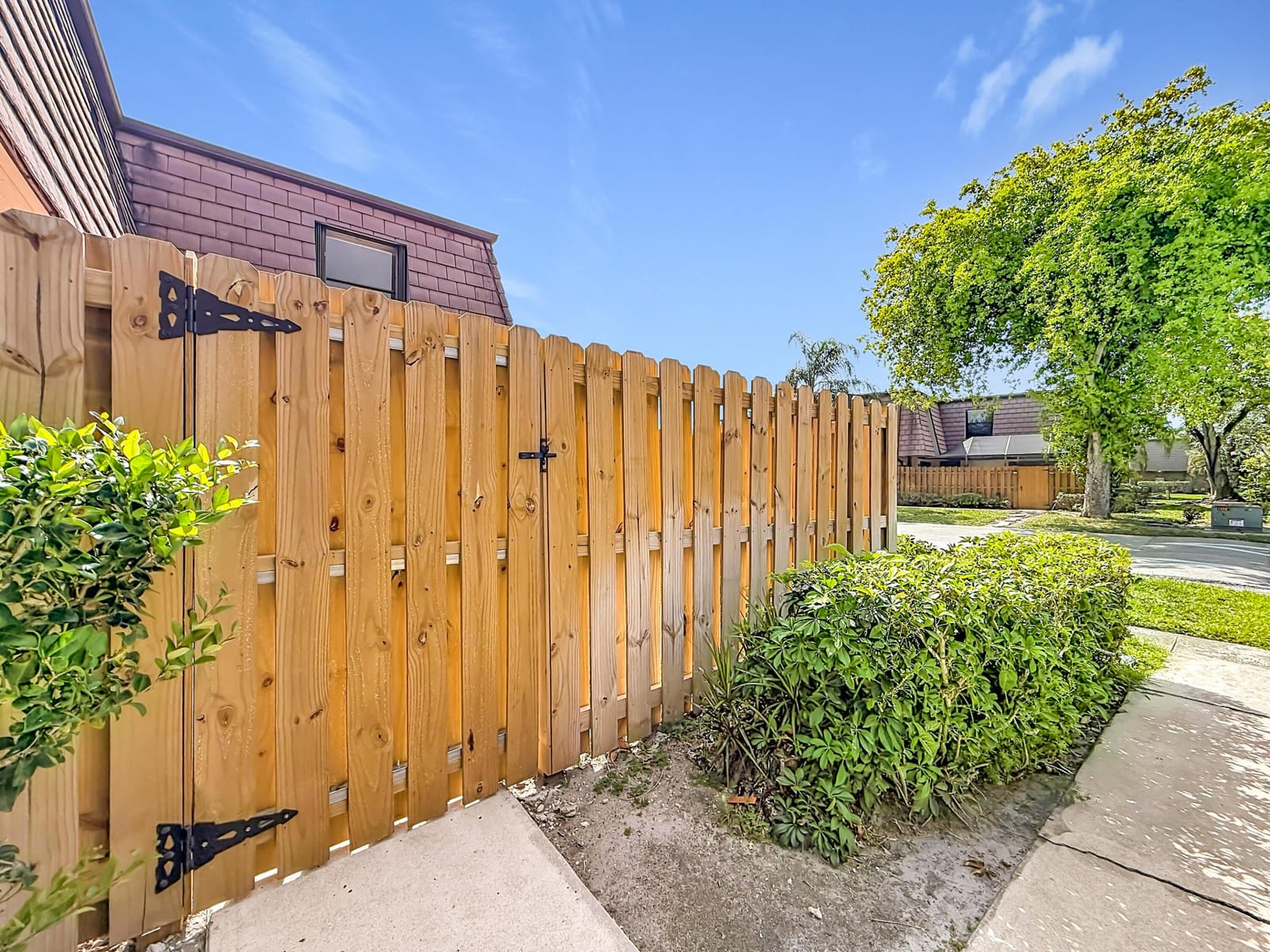 7496 E Courtyard Run E 35 — photo 2