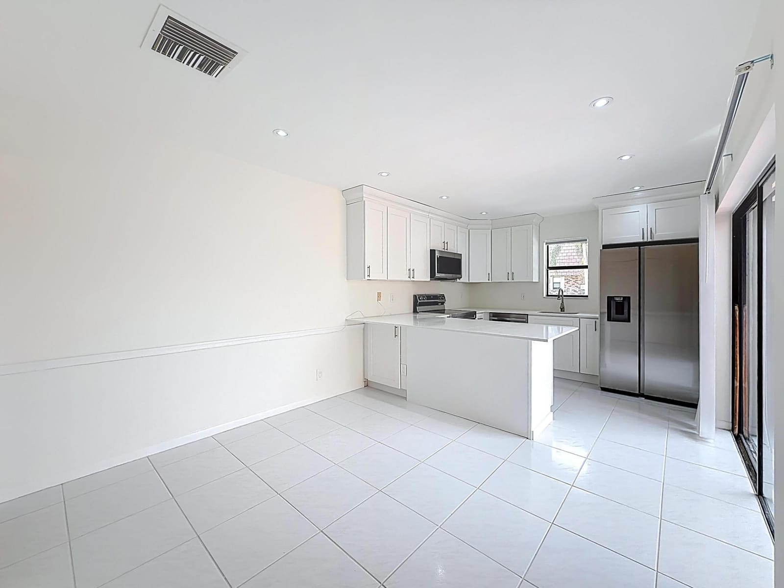 7496 E Courtyard Run E 35, Boca Raton, FL 33433 photo 16