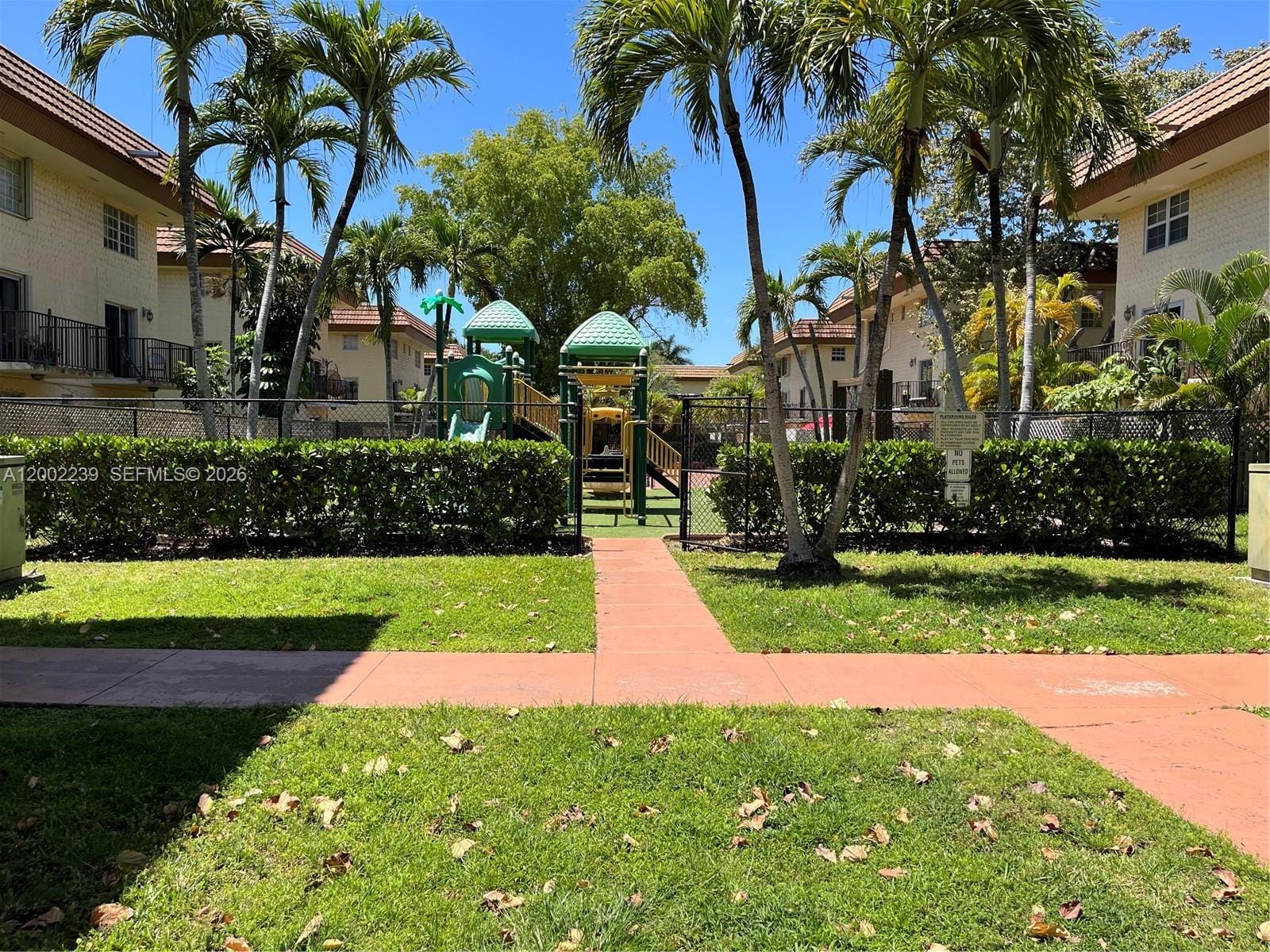 8650 SW 109th Avenue 3-111 — photo 2