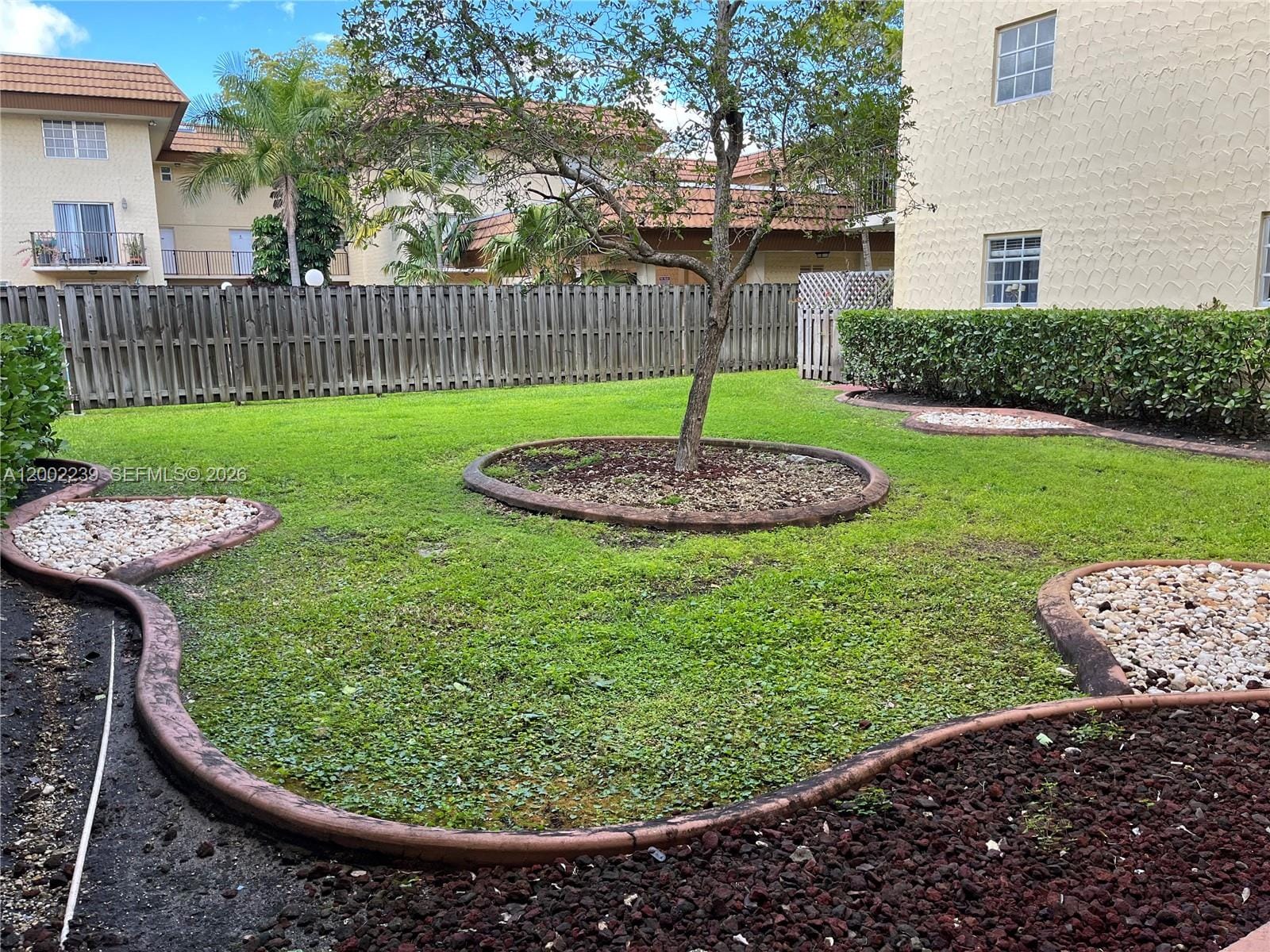 8650 SW 109th Avenue 3-111 — photo 3
