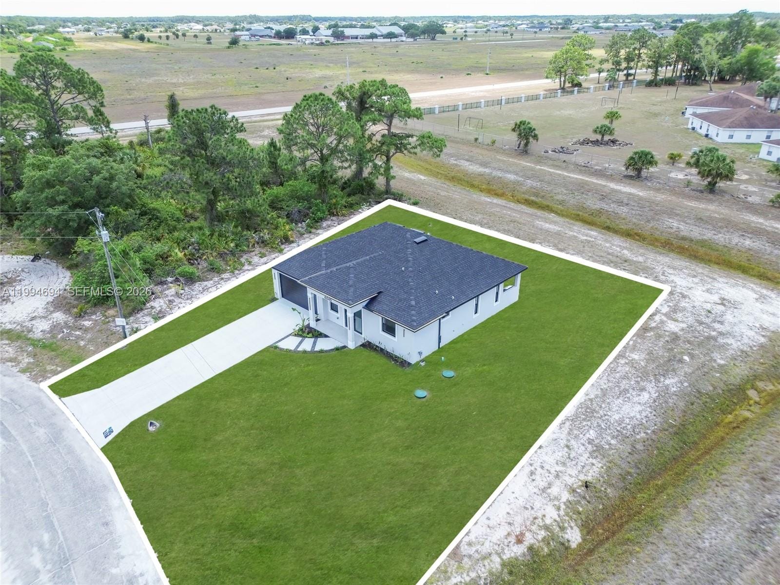 6045 Kumquat Circle, LaBelle, FL 33935 photo 2