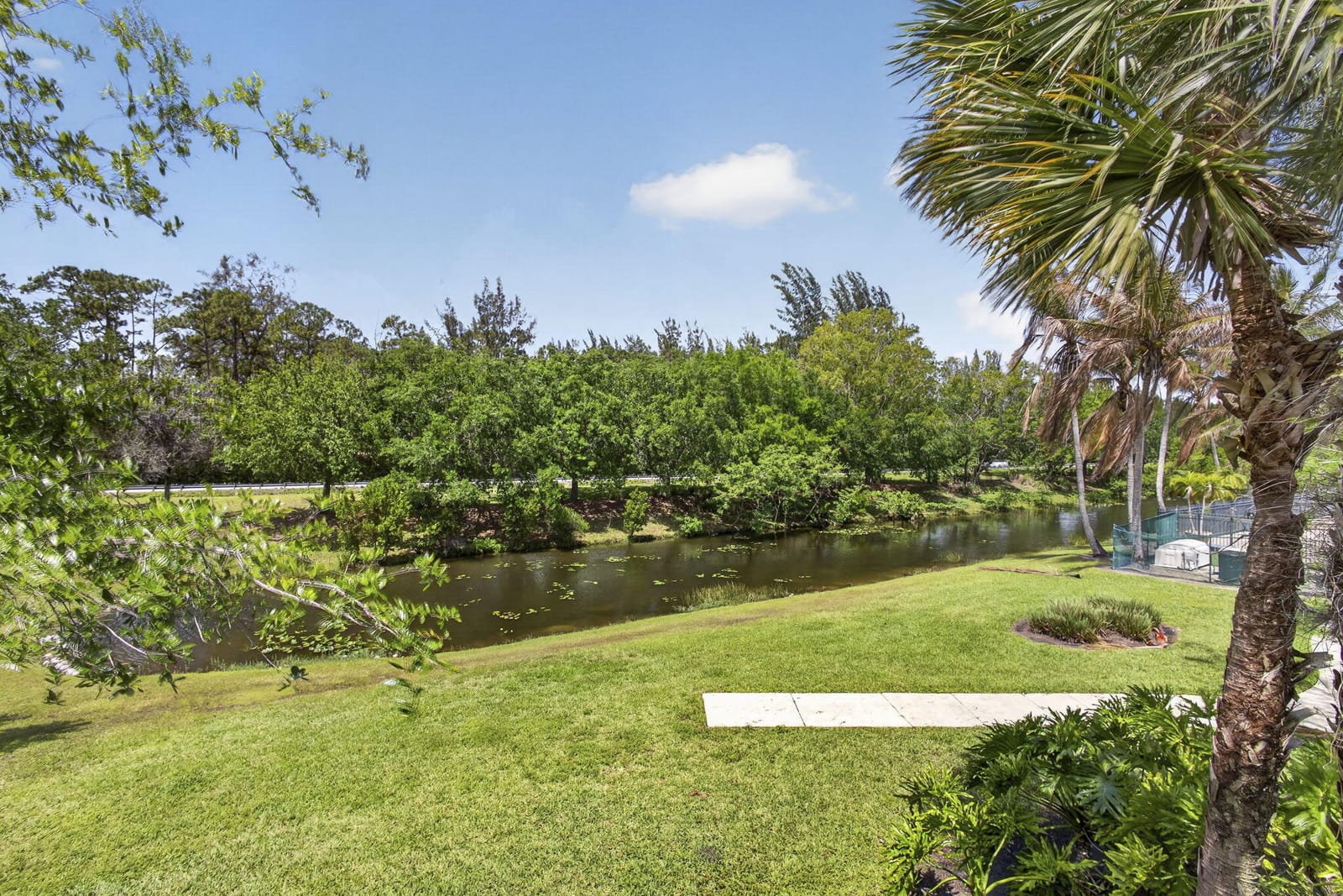 310 Crestwood Circle 208, Royal Palm Beach, FL 33411 photo 13