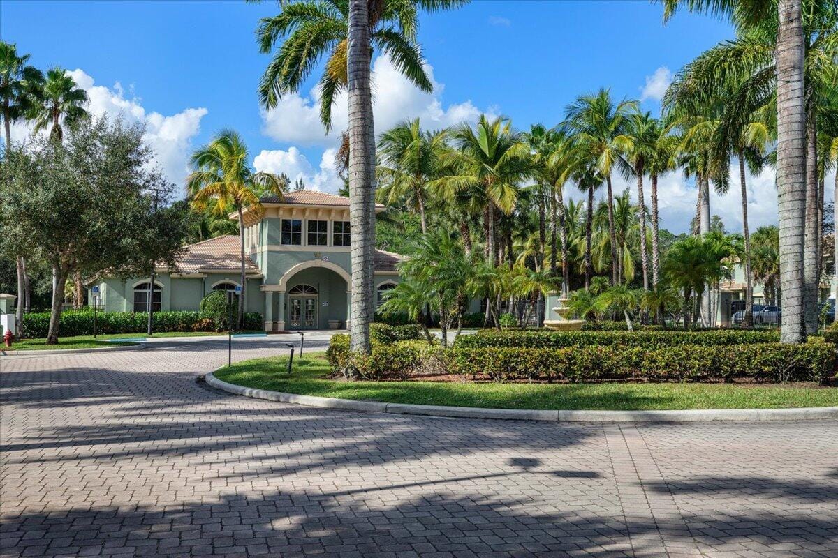 310 Crestwood Circle 208, Royal Palm Beach, FL 33411 photo 14