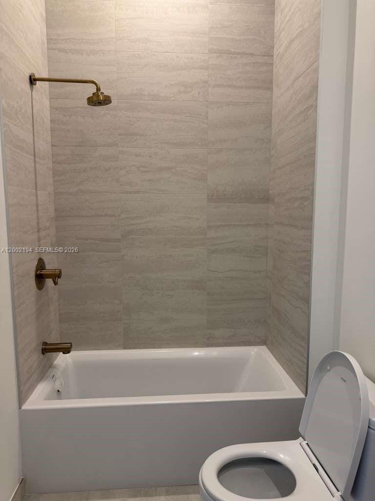77 SE 5th Street 1011 — photo 3