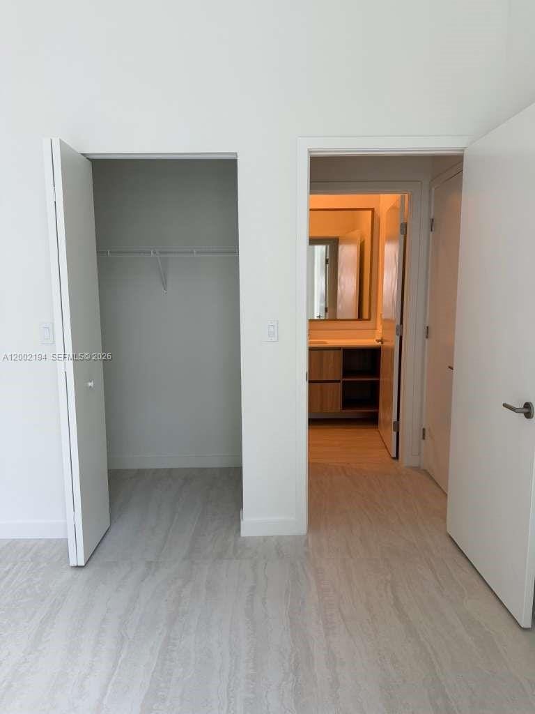 77 SE 5th Street 1011 — photo 4