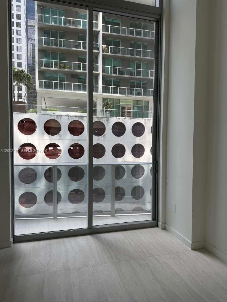 77 SE 5th Street 1011 — photo 5