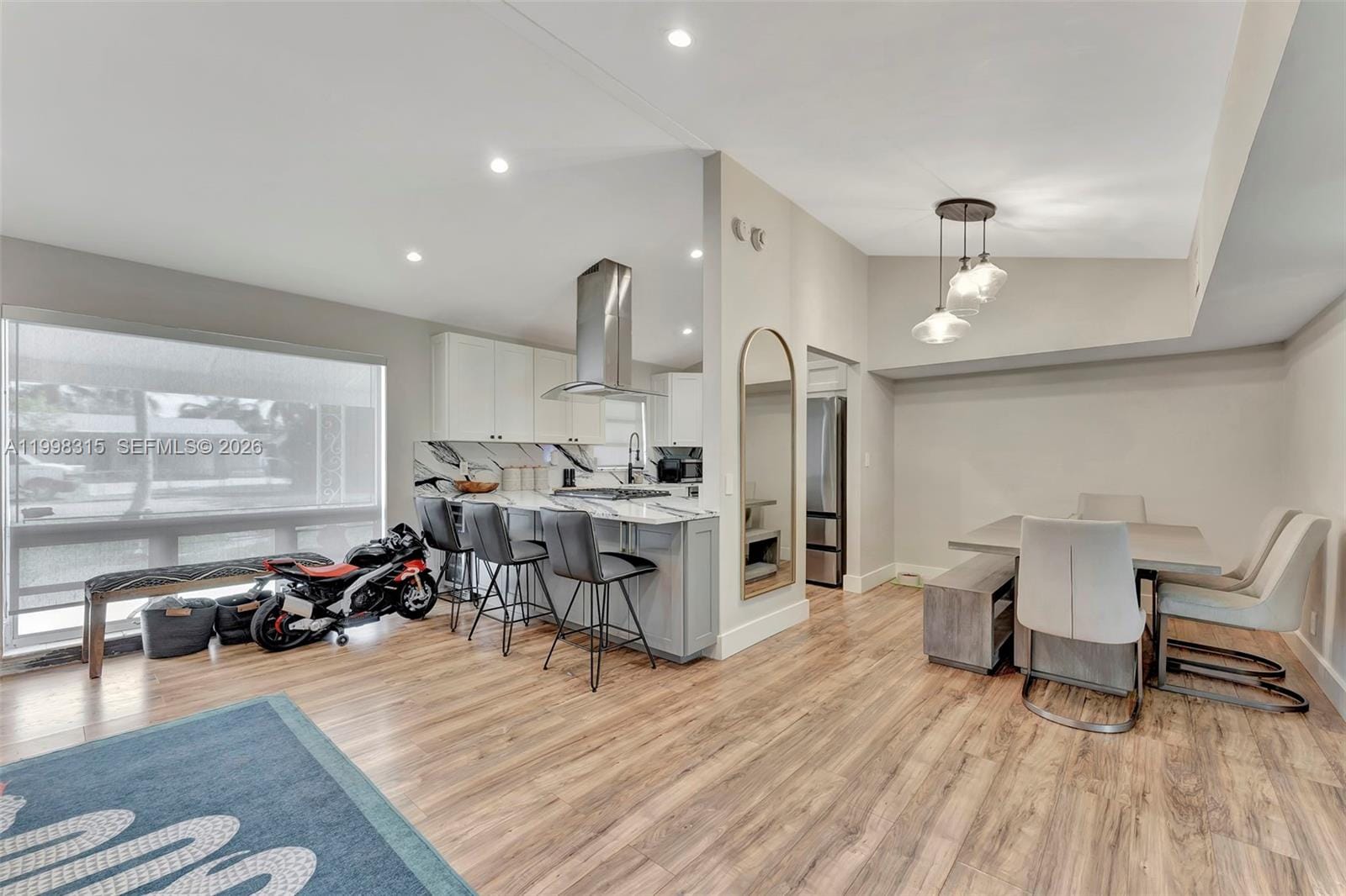 3043 Hayes Street — photo 5