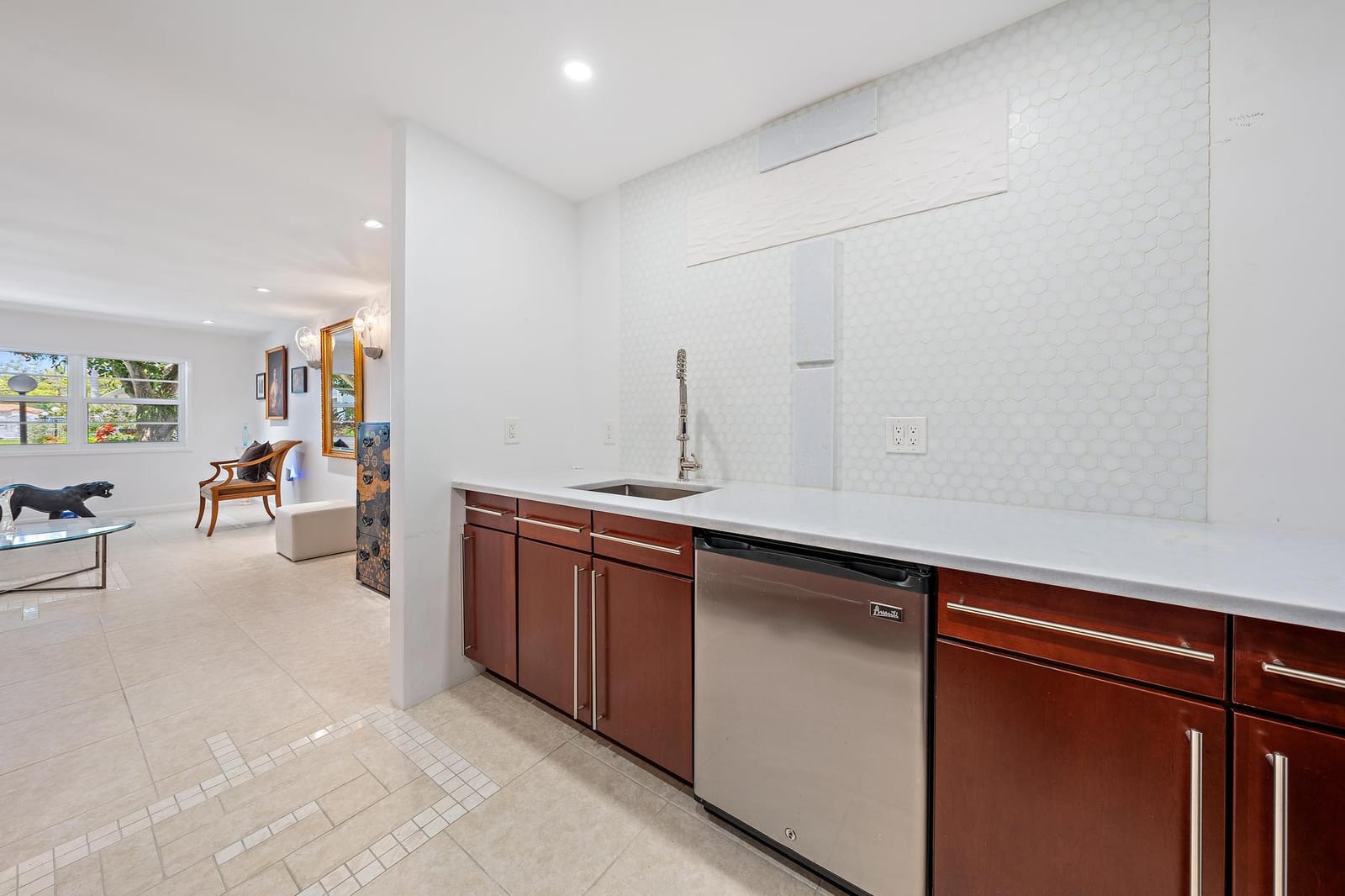 1516 S Lakeside Drive 106 — photo 5