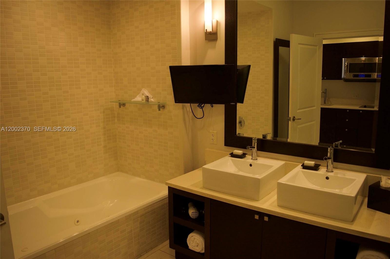 5300 NW 87th Avenue 809, Doral, FL 33178 photo 4