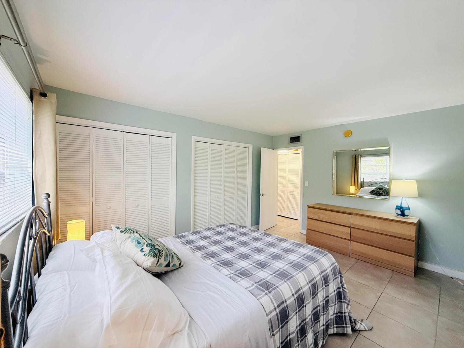 3212 NE 9th A104 — photo 5
