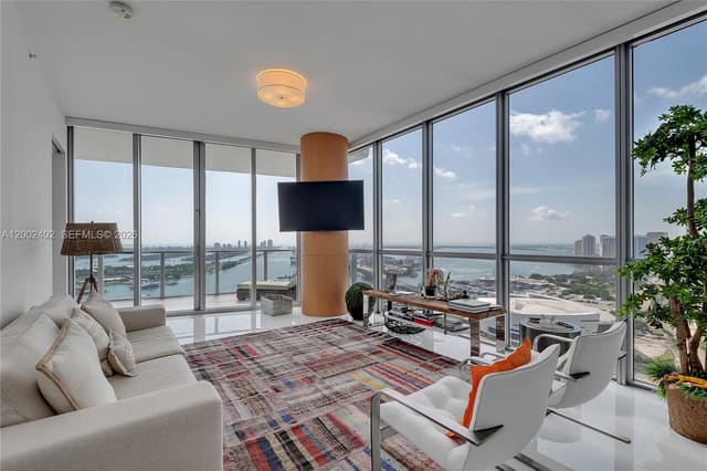 1100 Biscayne Boulevard 3901, Miami, FL 33132