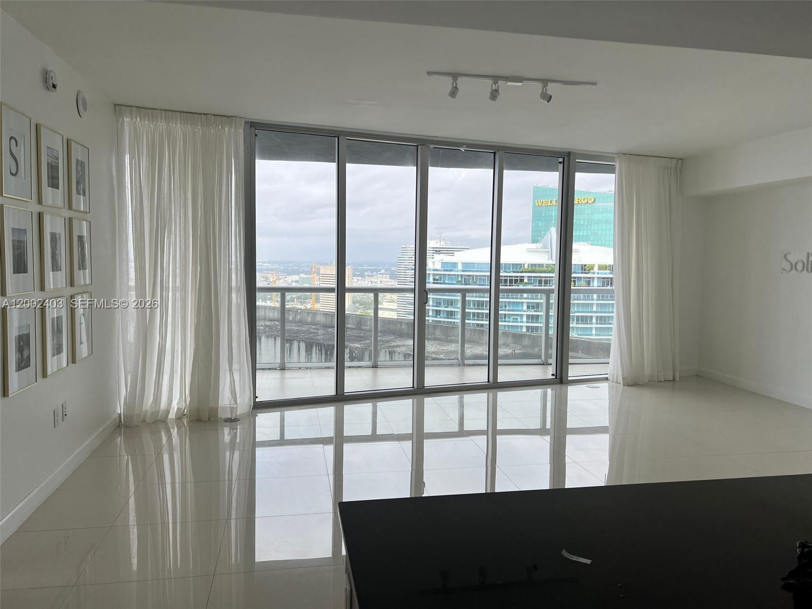 475 Brickell Avenue 5508, Miami, FL 33131, Miami