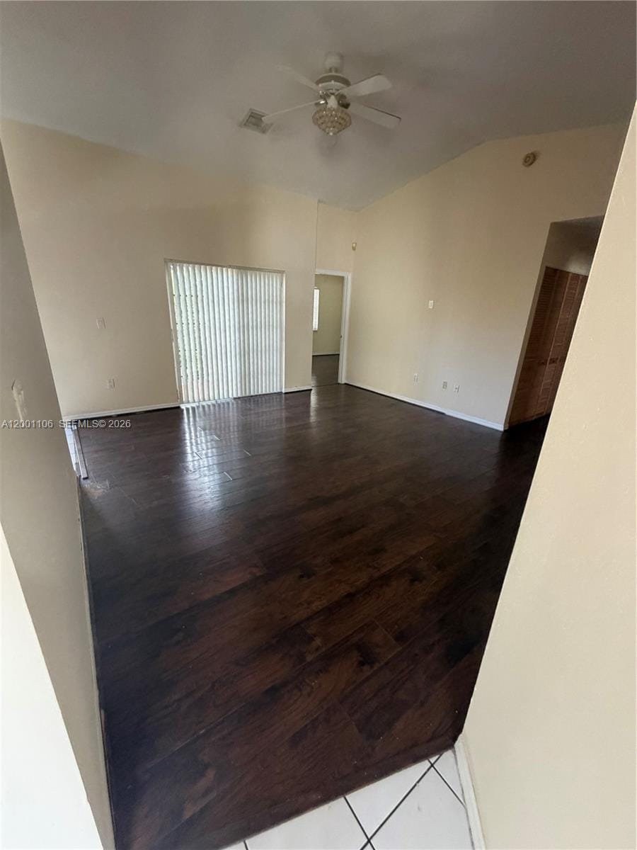 960 NE 214th Lane 960-04 — photo 3